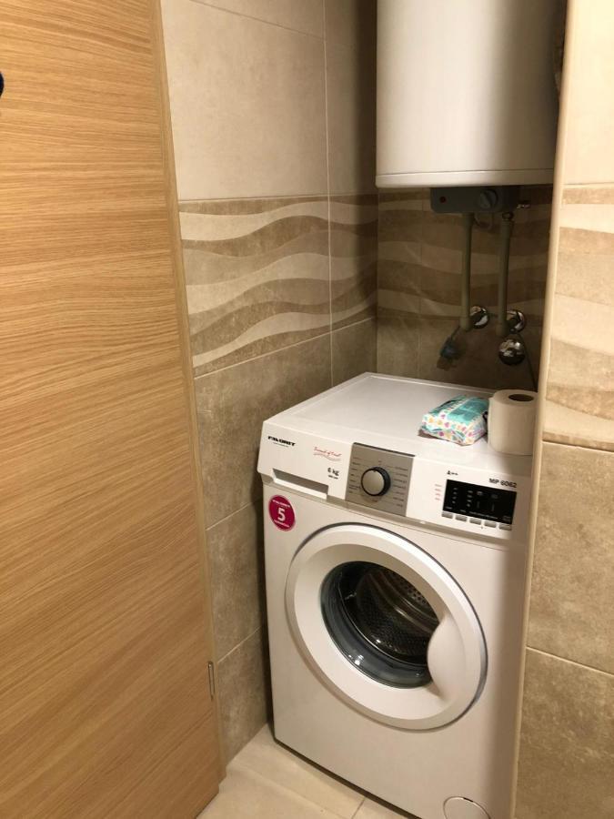 Wonderful Studio Apartment In Skopje Center Ngoại thất bức ảnh