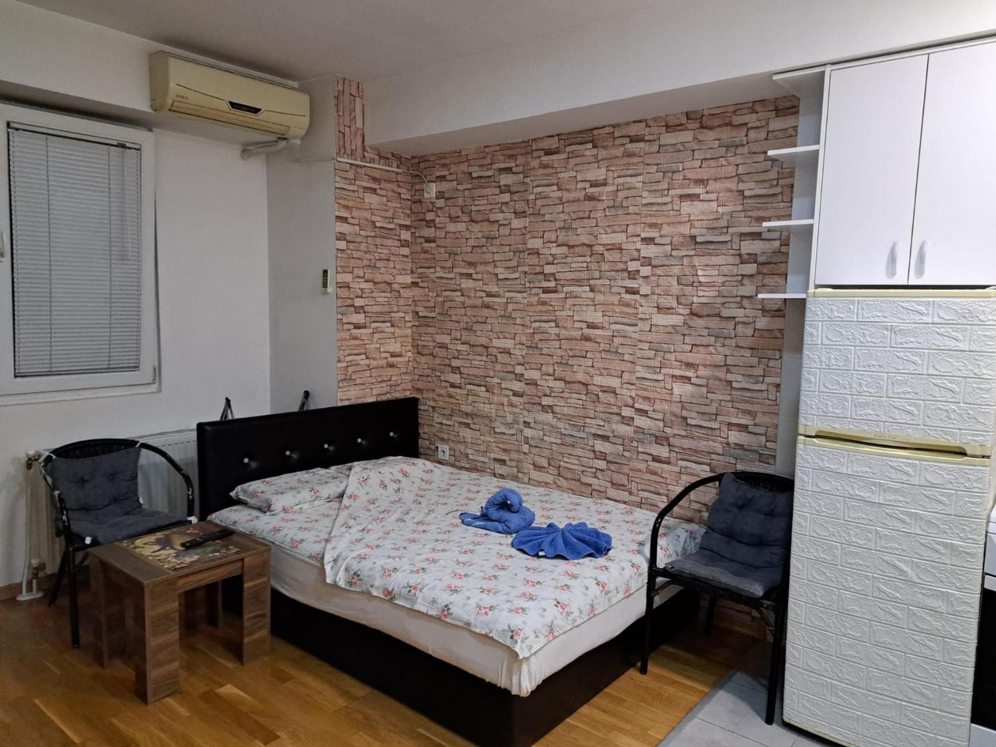 Wonderful Studio Apartment In Skopje Center Ngoại thất bức ảnh